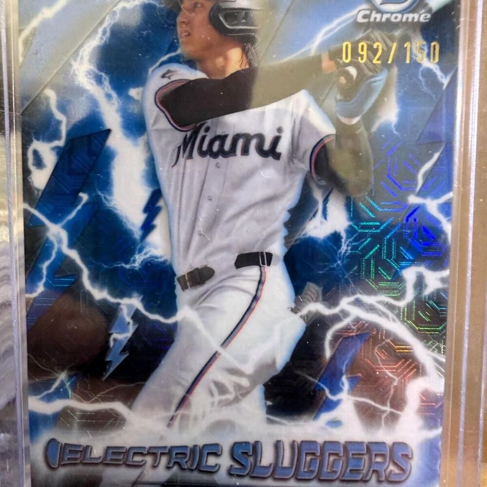 Unbranded Blue and White Trading-cards